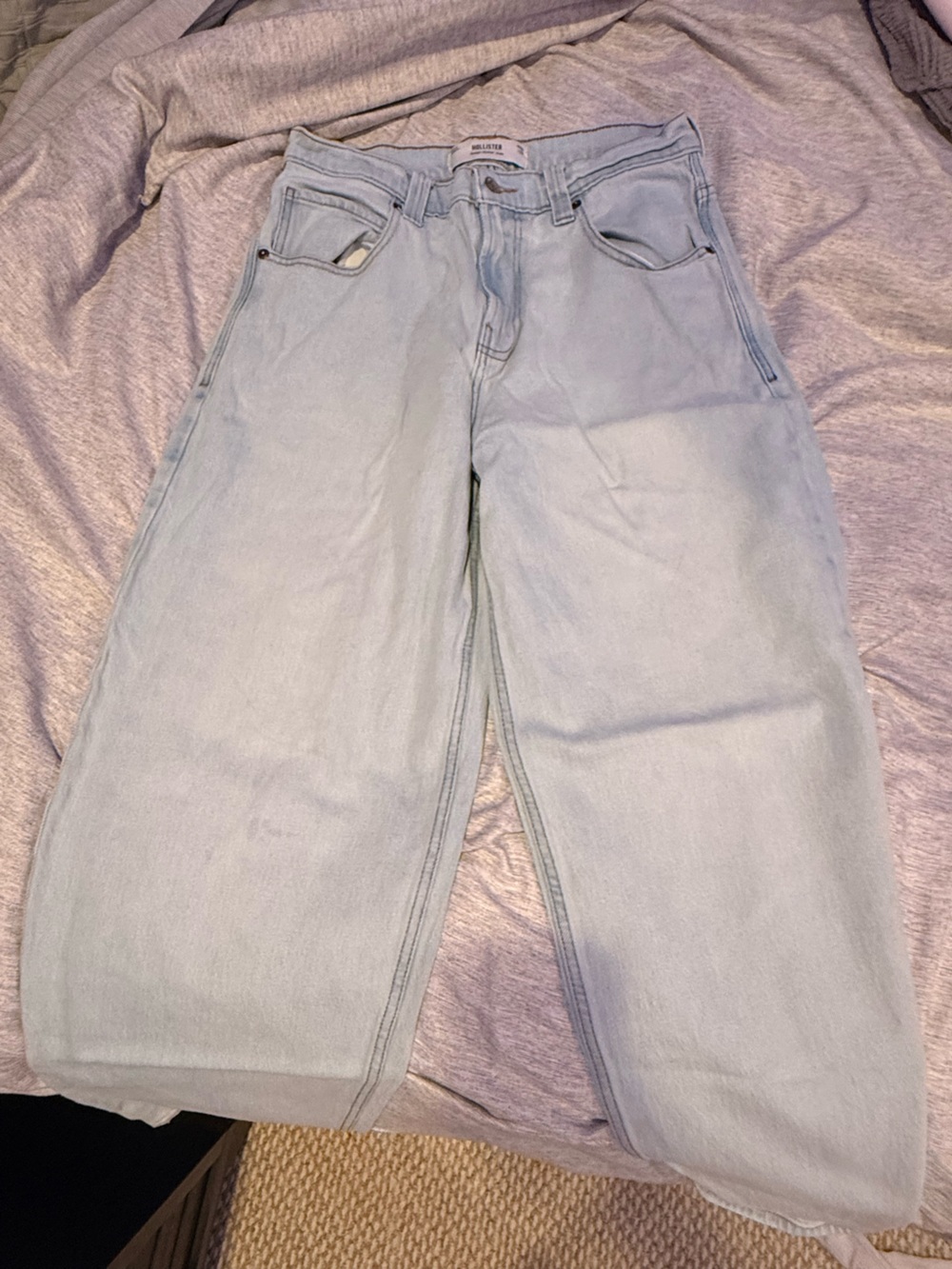 Hollister Light Wash Straight Leg Jeans